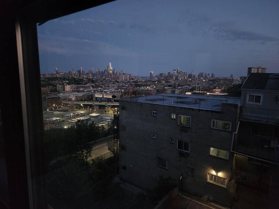 Ferienwohnung Elegant 2 Bed Gem! Mins From Nyc Union City Exterior foto